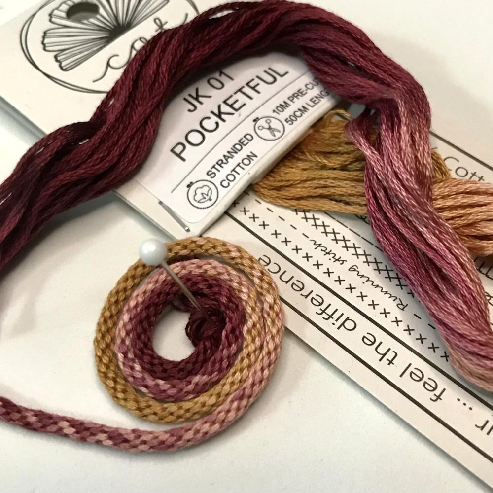 Cottage Garden Threads Pocketful